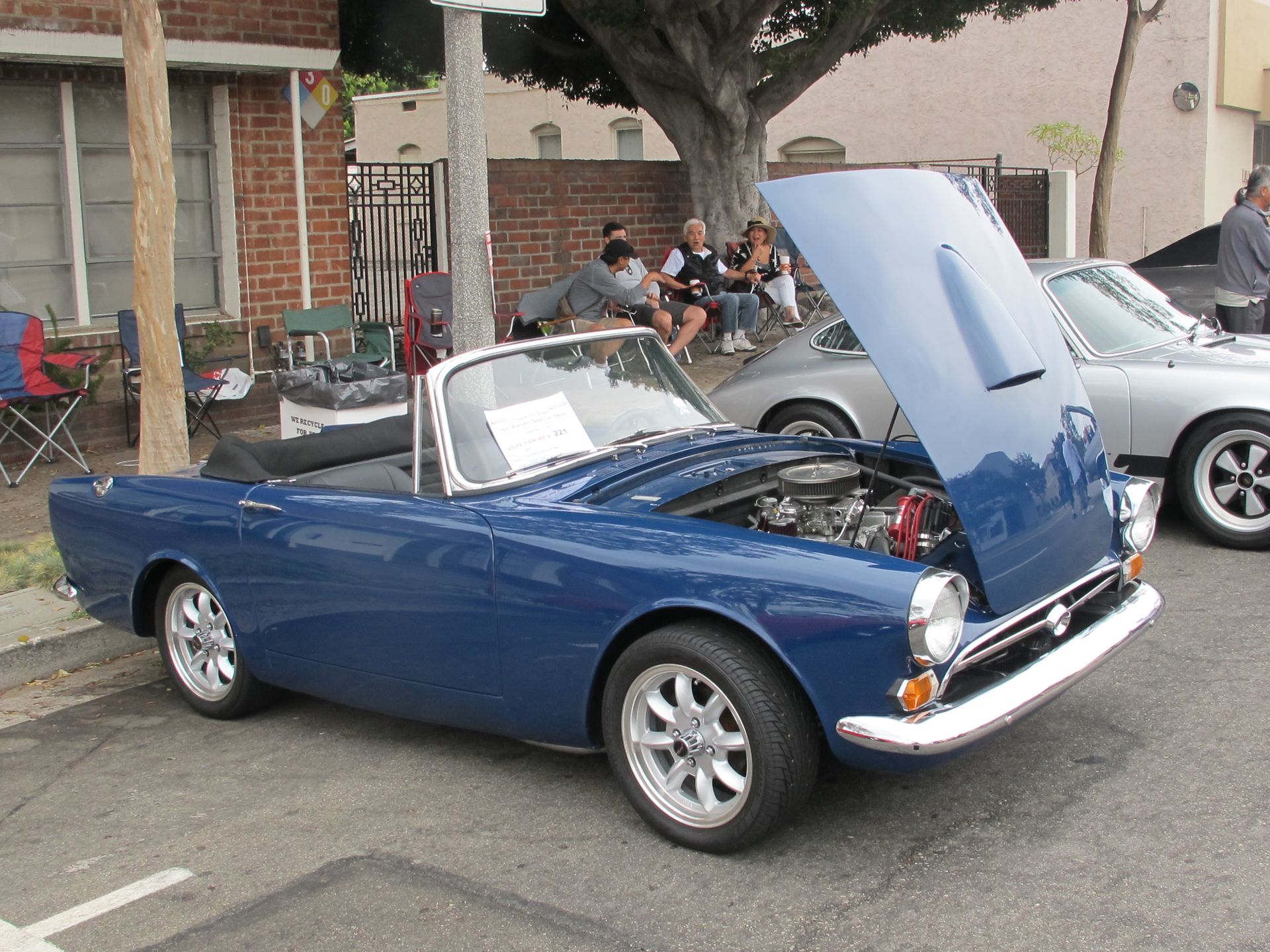 Sunbeam Tiger with VTO vintage aluminum wheels - Photo 3