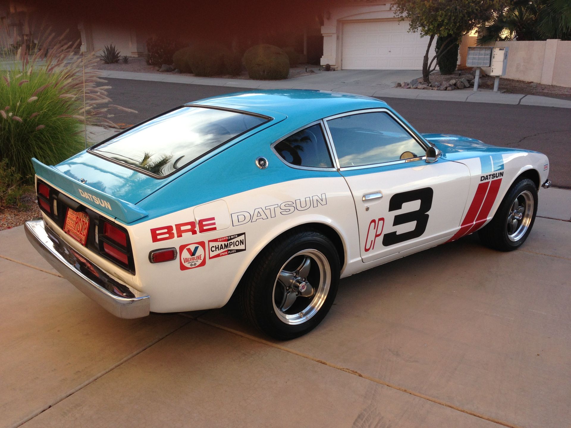 Datsun 240Z with VTO vintage aluminum wheels - Photo 4