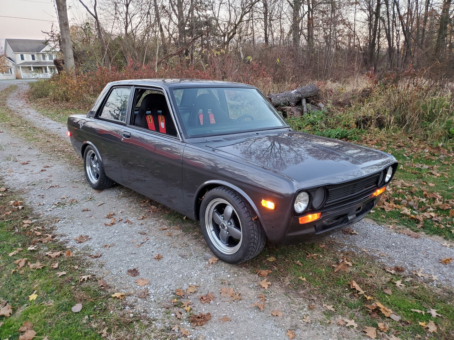 Datsun 510 with VTO vintage aluminum wheels - Photo 9